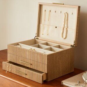 GIVEAWAY - West Elm - Modern Fluted Jewelry Boxes (Small)